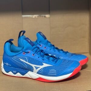 Mizuno Wave Luminous 2 women’s size 10